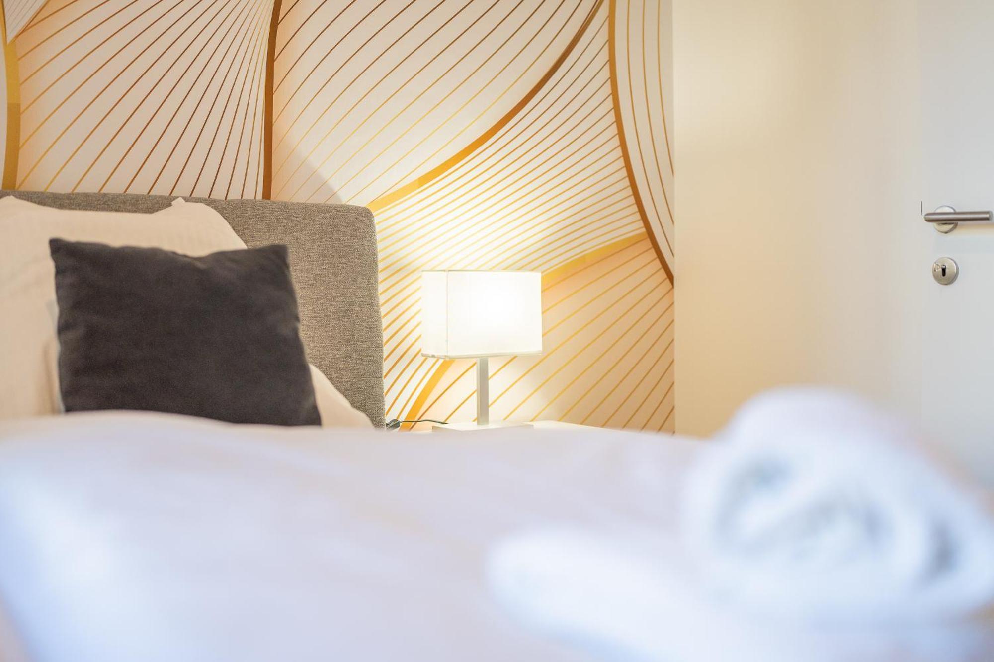 M&O Apartment, Zentral In Innenstadt-& Bahnhofsnaehe - Parkgarage Graz Ngoại thất bức ảnh